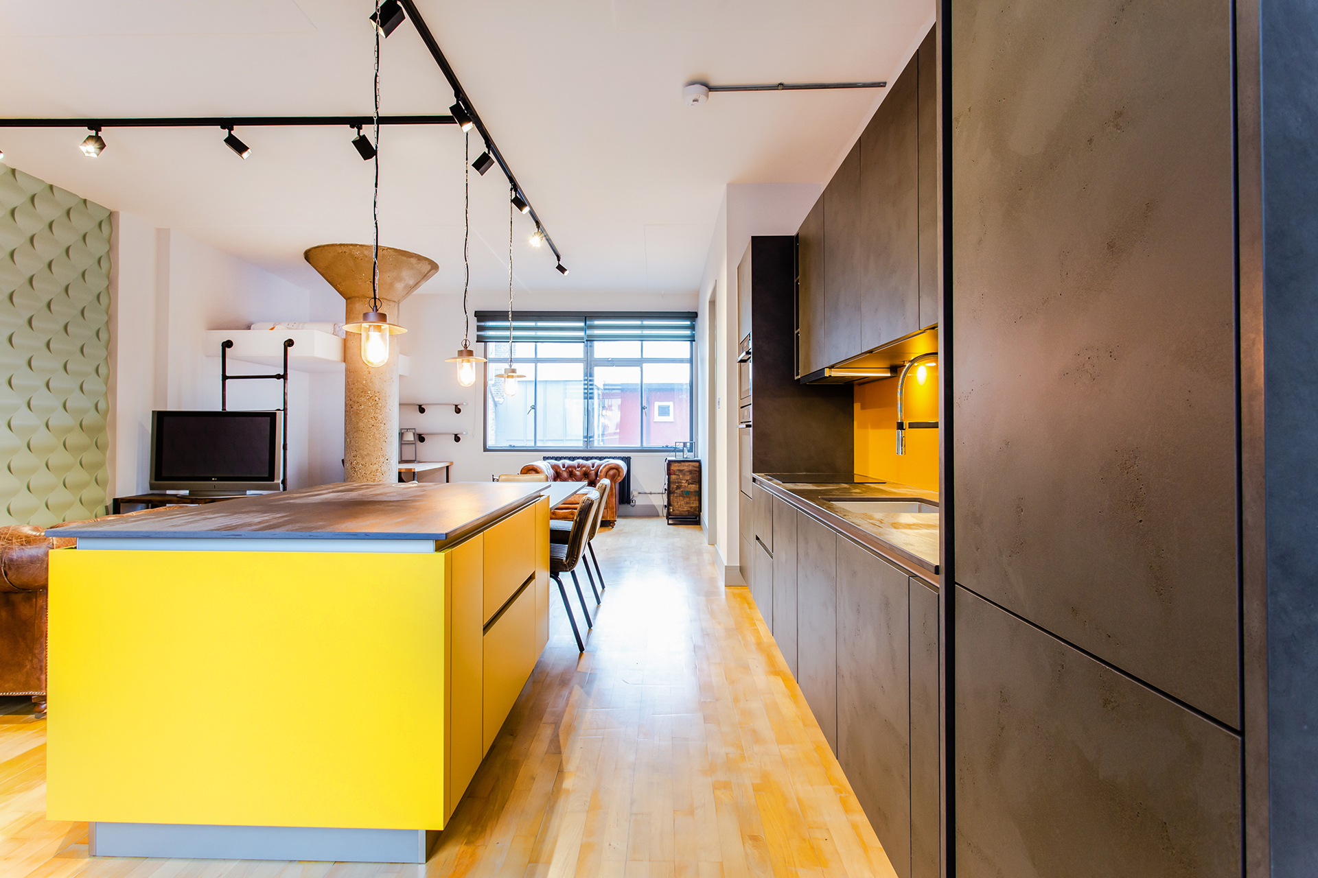 C&C kitchens Hertfordshire - Nolte Kitchens Polished Concrete and Curry