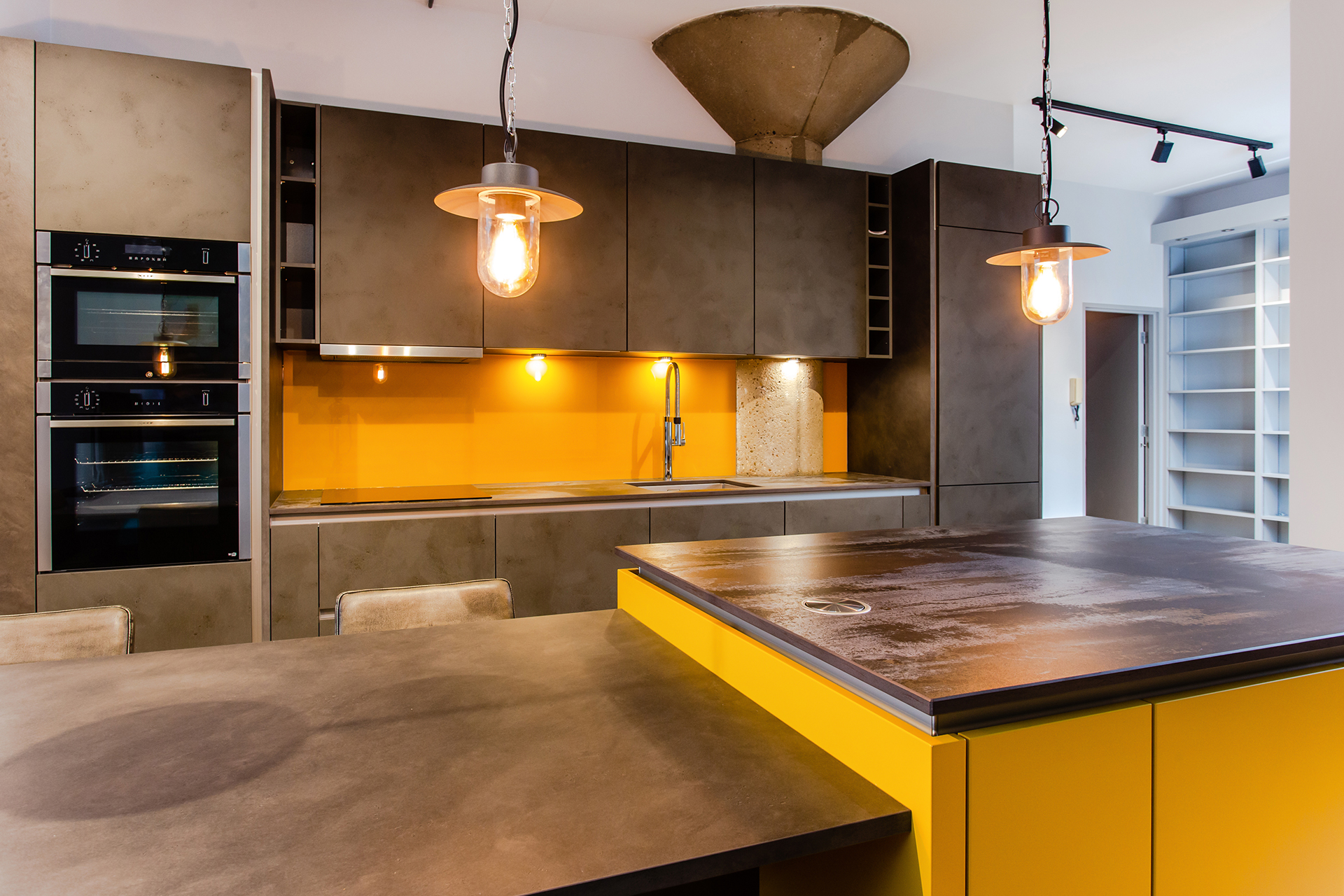 C&C kitchens Hertfordshire - Nolte Kitchens Polished Concrete and Curry