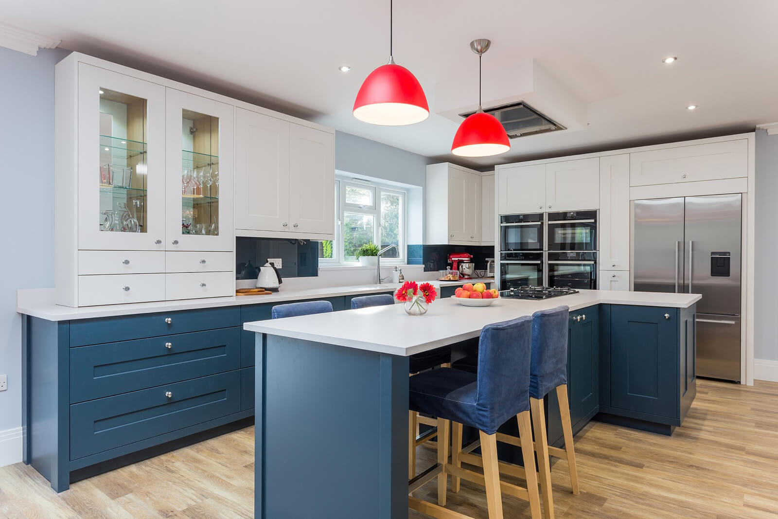 C&C kitchens Hertfordshire - Fitzroy painted shaker in Chalk and Harforth Blue.