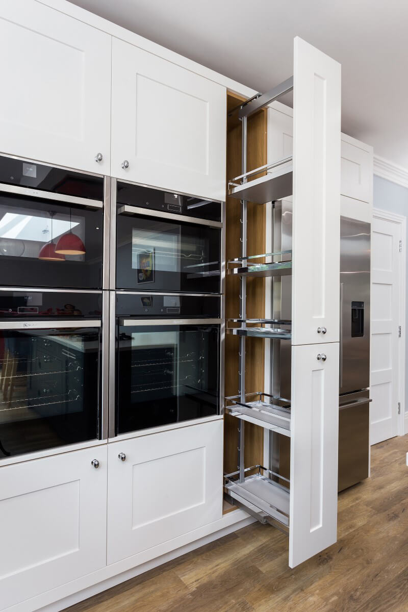 C&C kitchens Hertfordshire - Fitzroy painted shaker in Chalk and Harforth Blue.