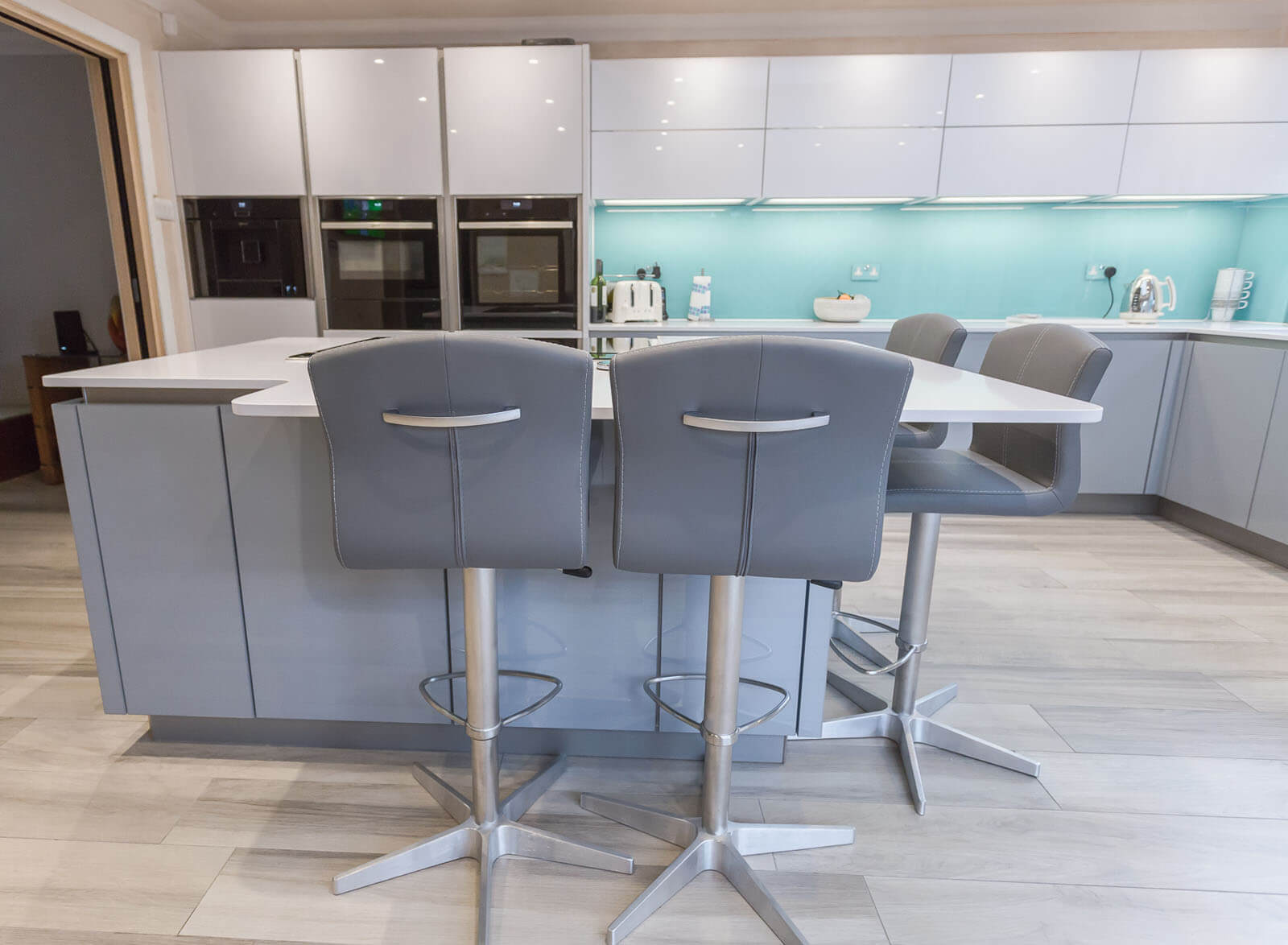 C&C kitchens Hertfordshire - Nolte Corona kitchen in Papyrus Grey and Artic White