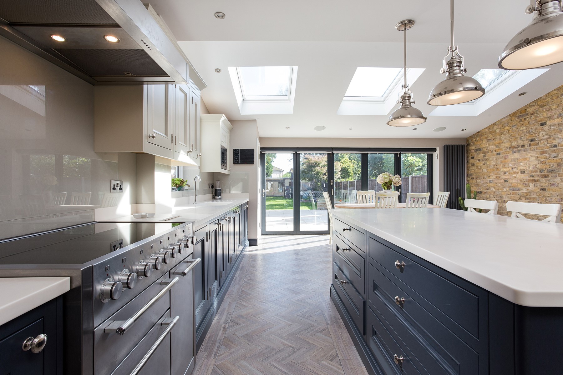 C&C kitchens Hertfordshire - Half Pencil & Scalloped in Charcoal & Almond