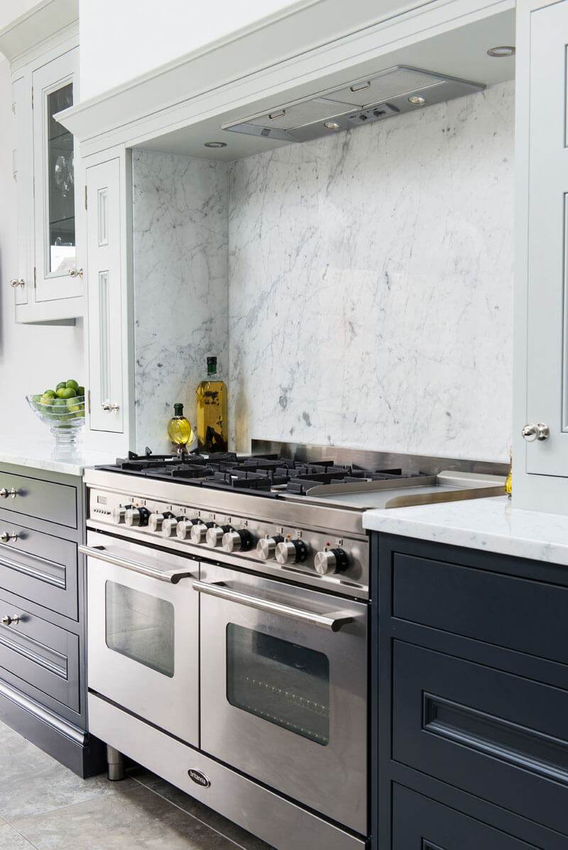 C&C kitchens Hertfordshire - Half pencil & scalloped in charcoal & partridge grey